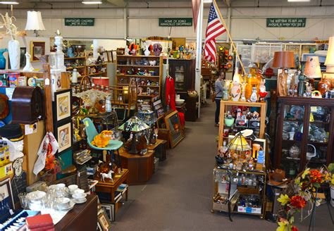 8 of Our Favorite Vintage Shops in Omaha, Nebraska.